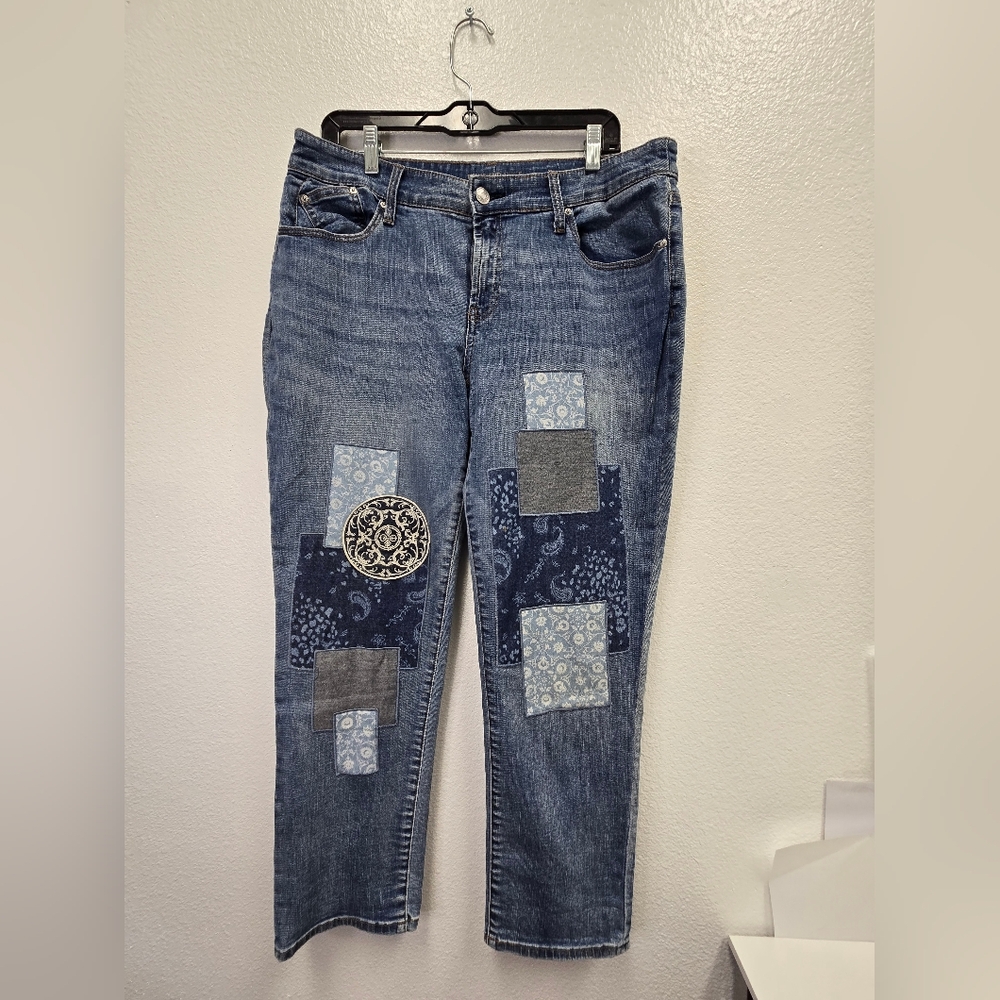 Chico’s Boyfriend Ankle Jeans Patchwork Denim Size 1P (US 8P) Stretch Artistic